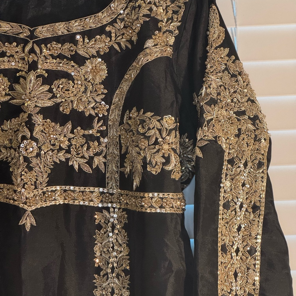 Elegant Black and Gold Embroidered Maxi Dress